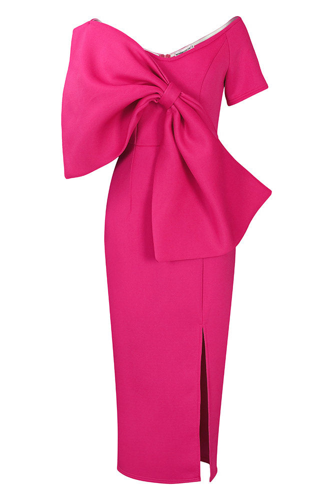 Gracefully Styled Dress for Any Occasion