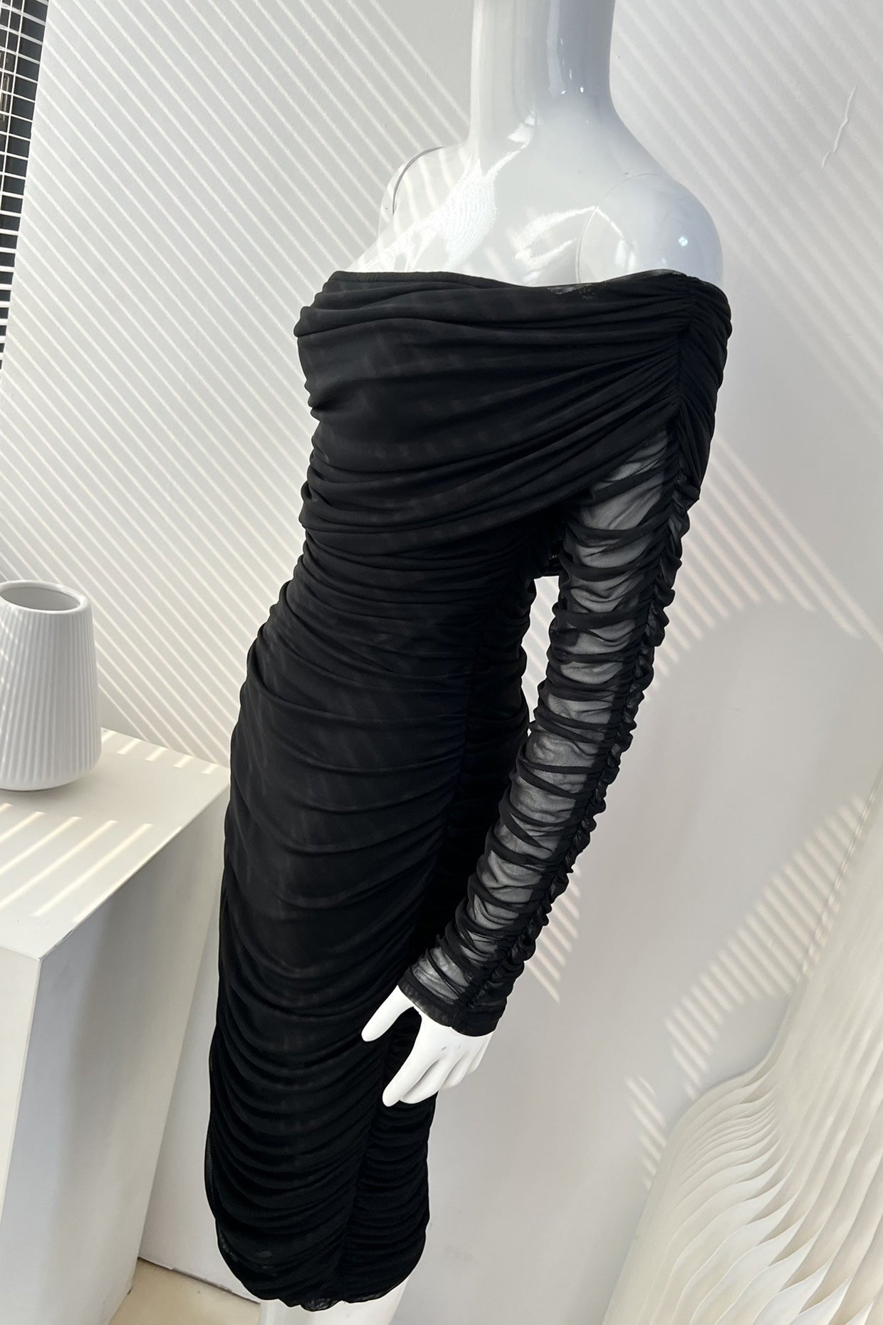 Sophisticated Dress with a Clean Classic Look