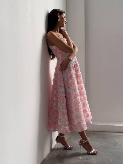 Gracefully Styled Dress for Any Occasion