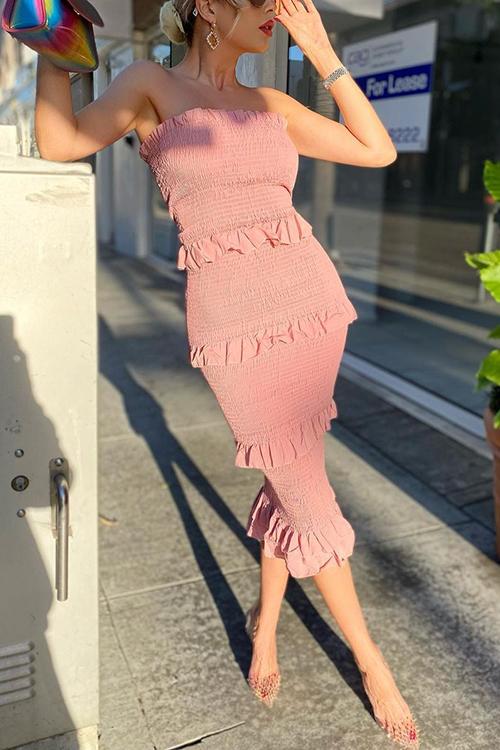 Beautifully Crafted Dress in a Classic Style