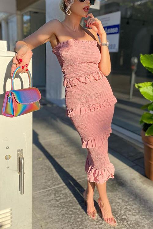 Beautifully Crafted Dress in a Classic Style