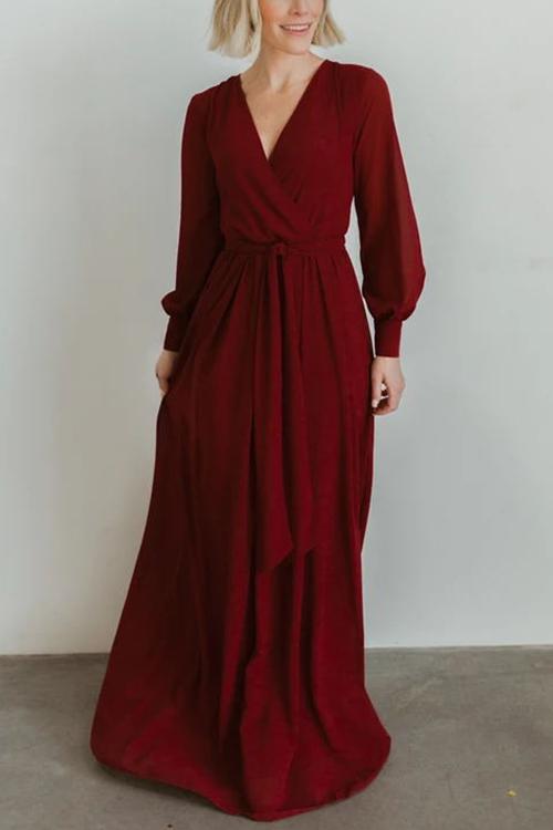 Sophisticated Dress with a Clean Classic Look