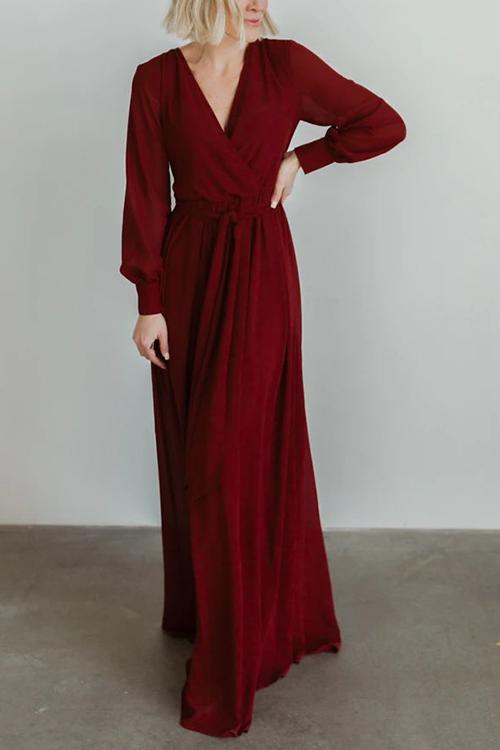 Sophisticated Dress with a Clean Classic Look