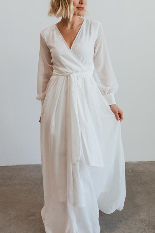 Sophisticated Dress with a Clean Classic Look