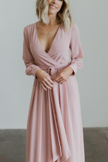Sophisticated Dress with a Clean Classic Look