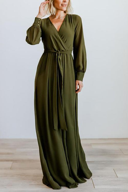Sophisticated Dress with a Clean Classic Look