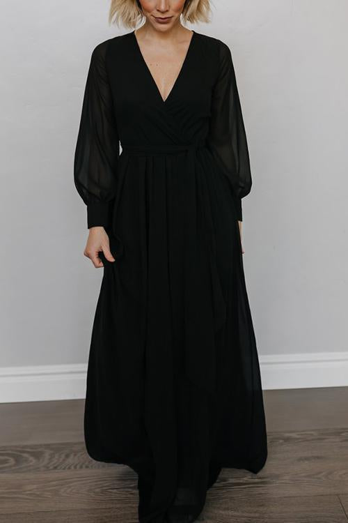Sophisticated Dress with a Clean Classic Look