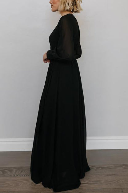 Sophisticated Dress with a Clean Classic Look