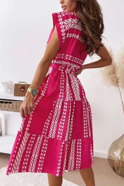Well Tailored Dress with a Graceful Silhouette