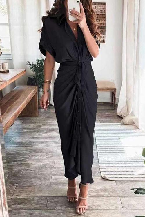 Sophisticated Dress with a Clean Classic Look