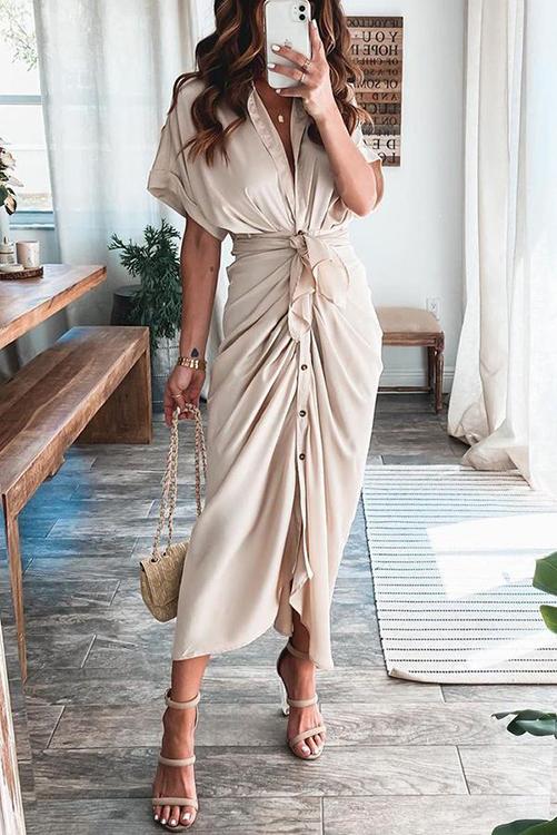 Sophisticated Dress with a Clean Classic Look