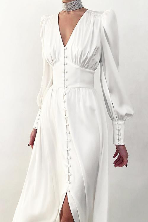Sophisticated Dress with a Clean Classic Look
