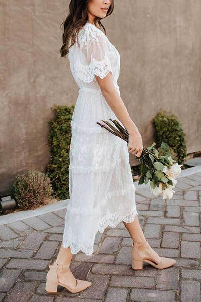 Sophisticated Dress with a Clean Classic Look
