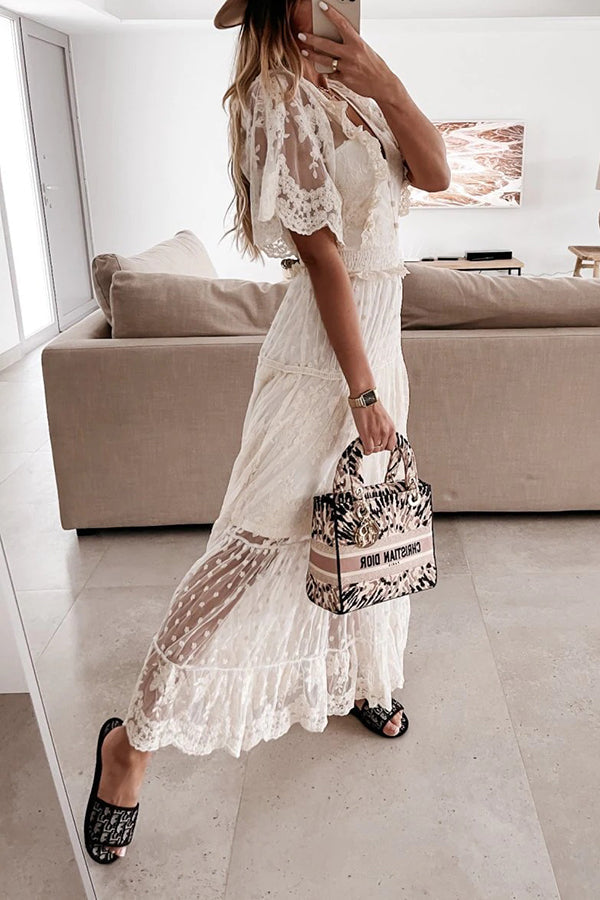 Sophisticated Dress with a Clean Classic Look