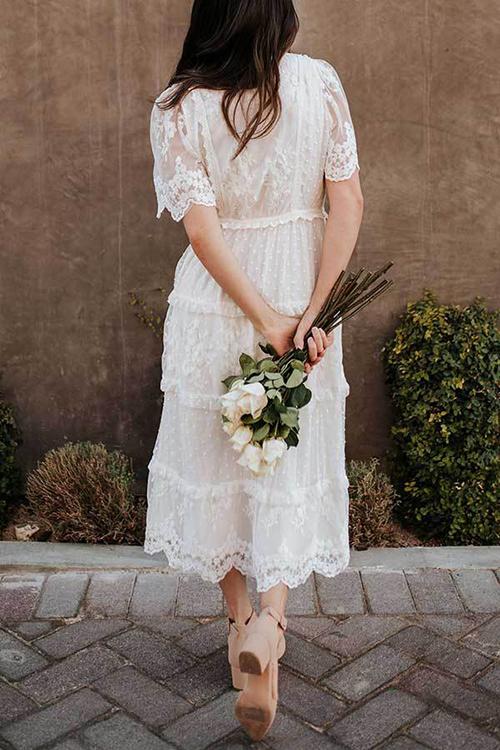Sophisticated Dress with a Clean Classic Look