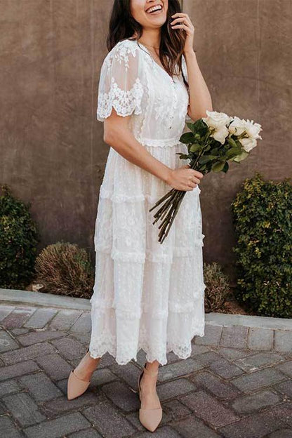 Sophisticated Dress with a Clean Classic Look
