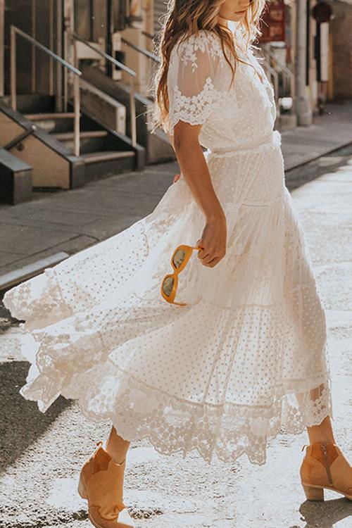 Sophisticated Dress with a Clean Classic Look