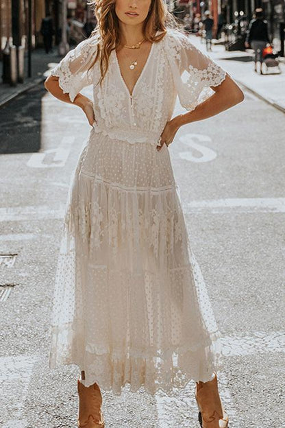 Sophisticated Dress with a Clean Classic Look