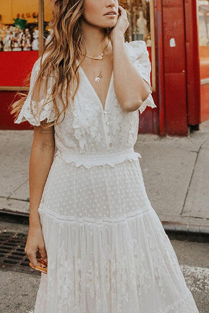 Sophisticated Dress with a Clean Classic Look