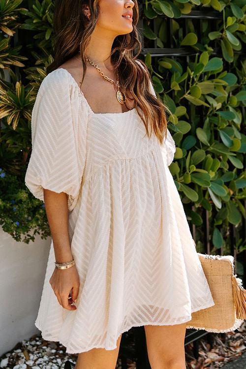 Classic Vintage Dress with a Flattering Fit
