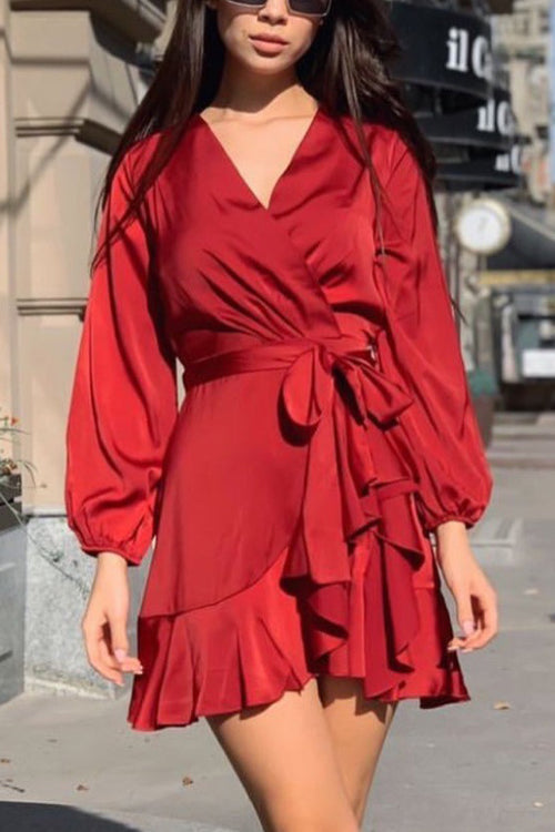 Sophisticated Dress with a Clean Classic Look