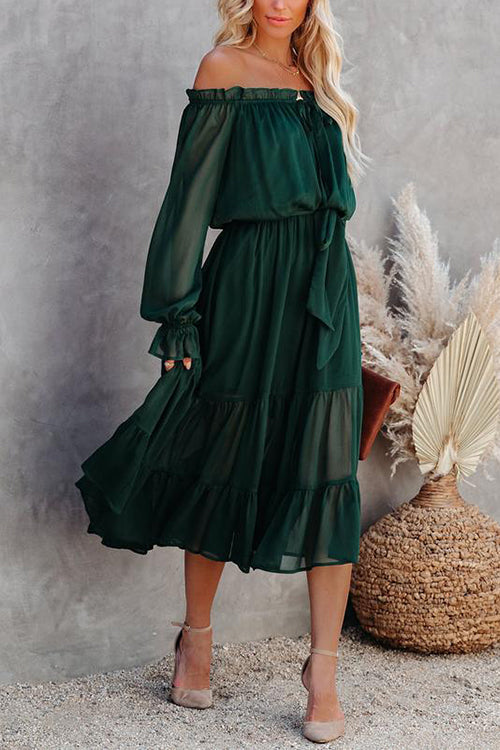 Gracefully Styled Dress for Any Occasion