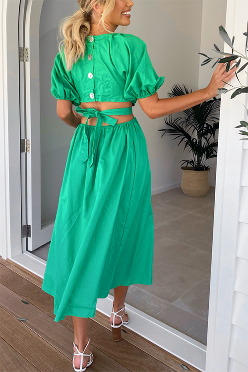 Sophisticated Dress with a Clean Classic Look