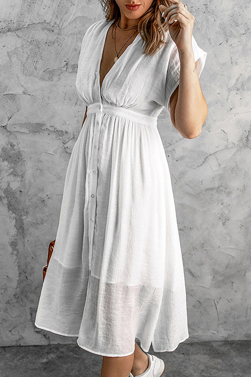 Effortlessly Elegant Dress with a Timeless Design