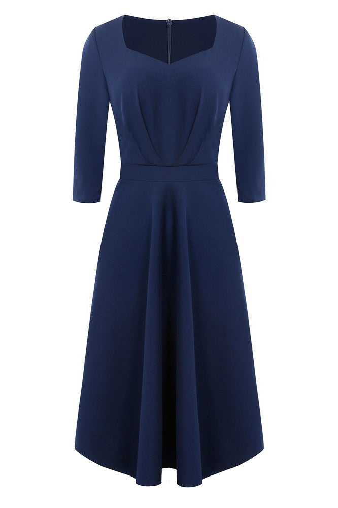 Polished Dress with an Effortless Classic Look