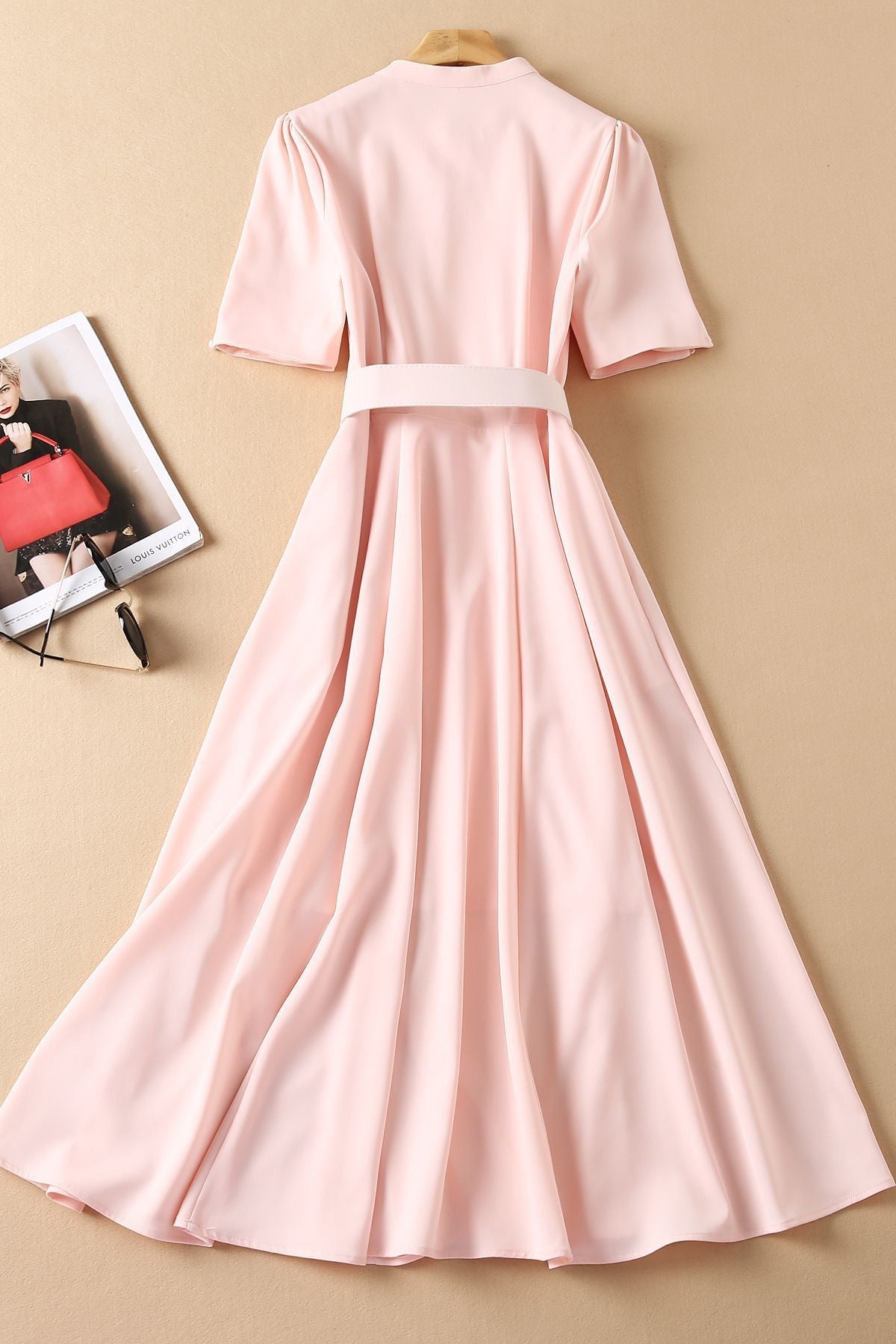 Classic Vintage & Enduringly Stylish Dress