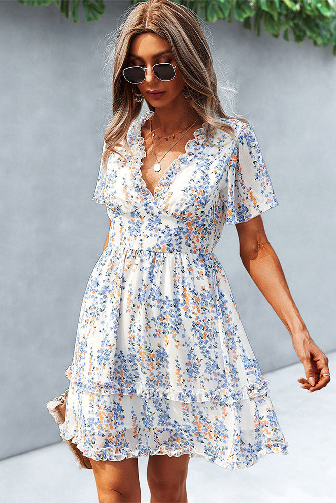 Beautifully Finished Dress in a Timeless Design