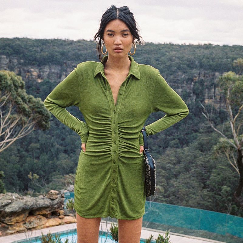 Effortlessly Elegant Dress with a Timeless Design