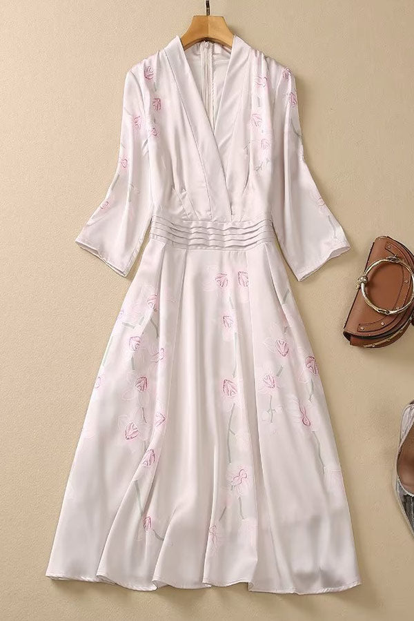 Classic Vintage & Enduringly Stylish Dress