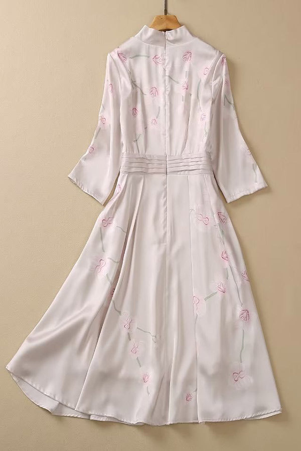 Classic Vintage & Enduringly Stylish Dress
