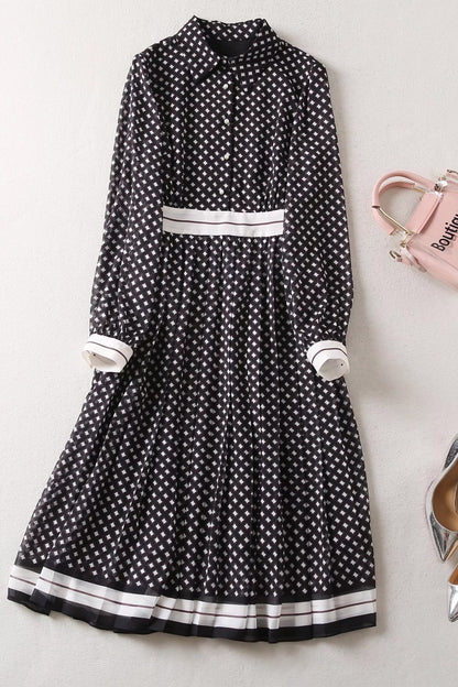 Classic Vintage & Enduringly Stylish Dress
