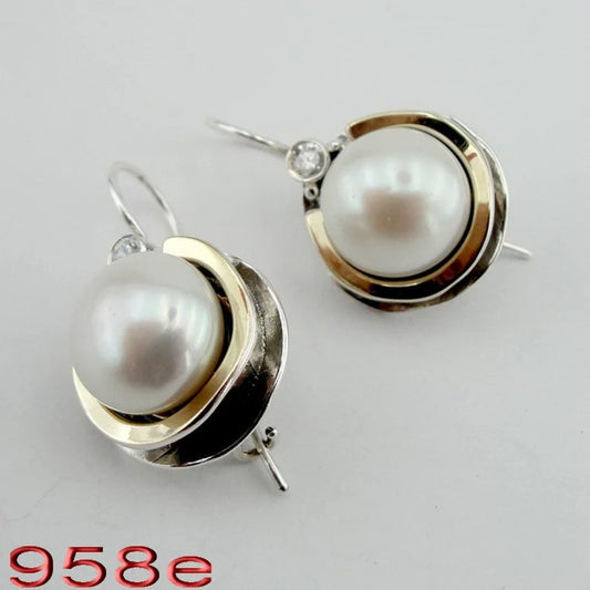 Charming Pearl Earring for Any Occasion