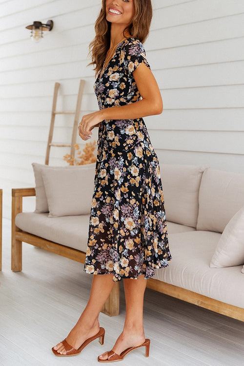 Classic Vintage & Enduringly Stylish Dress