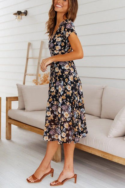 Classic Vintage & Enduringly Stylish Dress