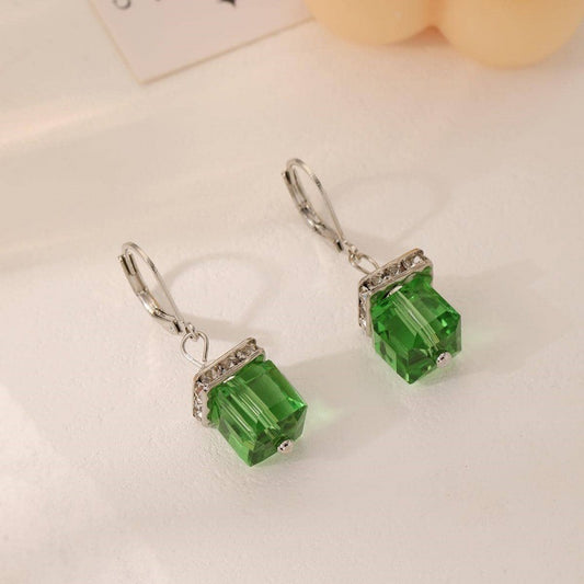 Romantic Pearl Earring for Special Moments