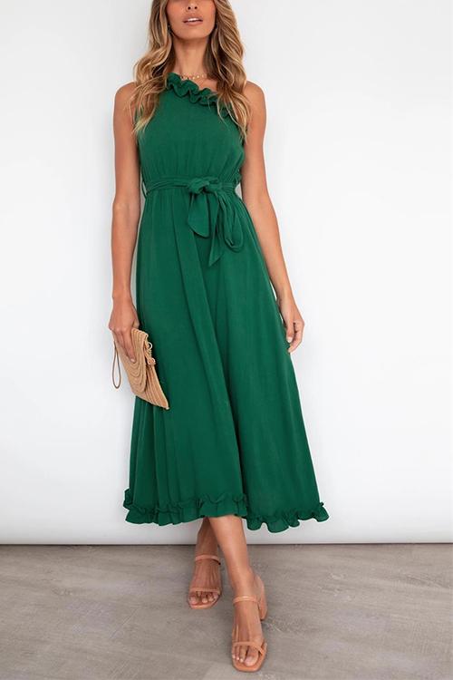 Effortlessly Elegant Dress with a Timeless Design