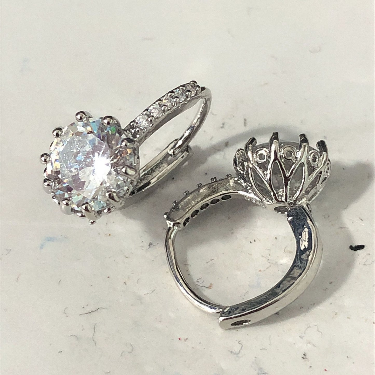 Classic Earring with Timeless Appeal