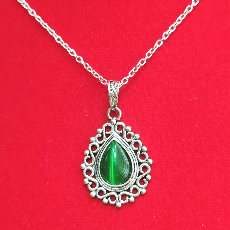 Romantic Necklace for Special Moments