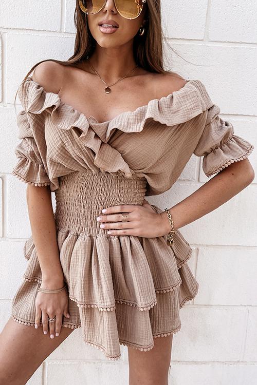 Gracefully Styled Dress for Any Occasion