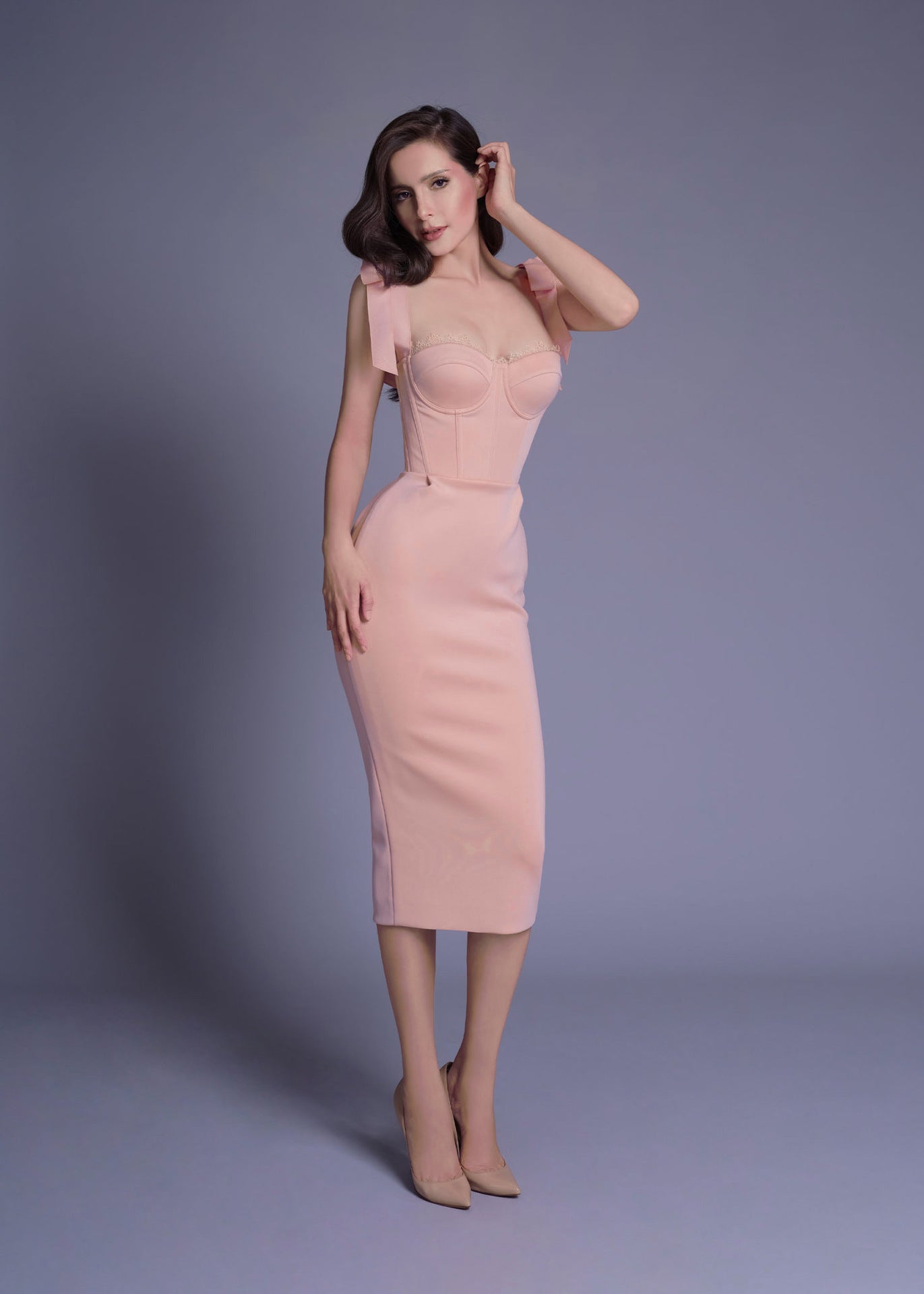 Effortlessly Elegant Dress with a Timeless Design