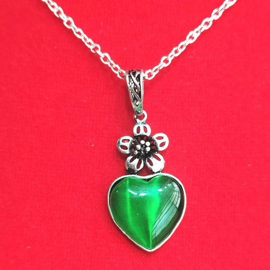 Stunning Necklace for Daily Wear