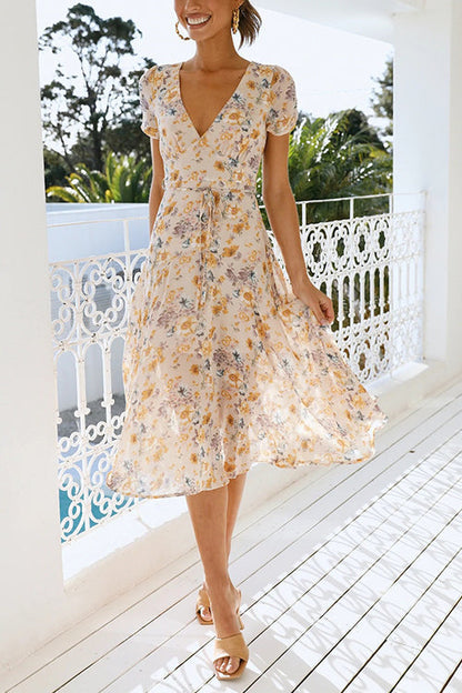 Classic Vintage & Enduringly Stylish Dress