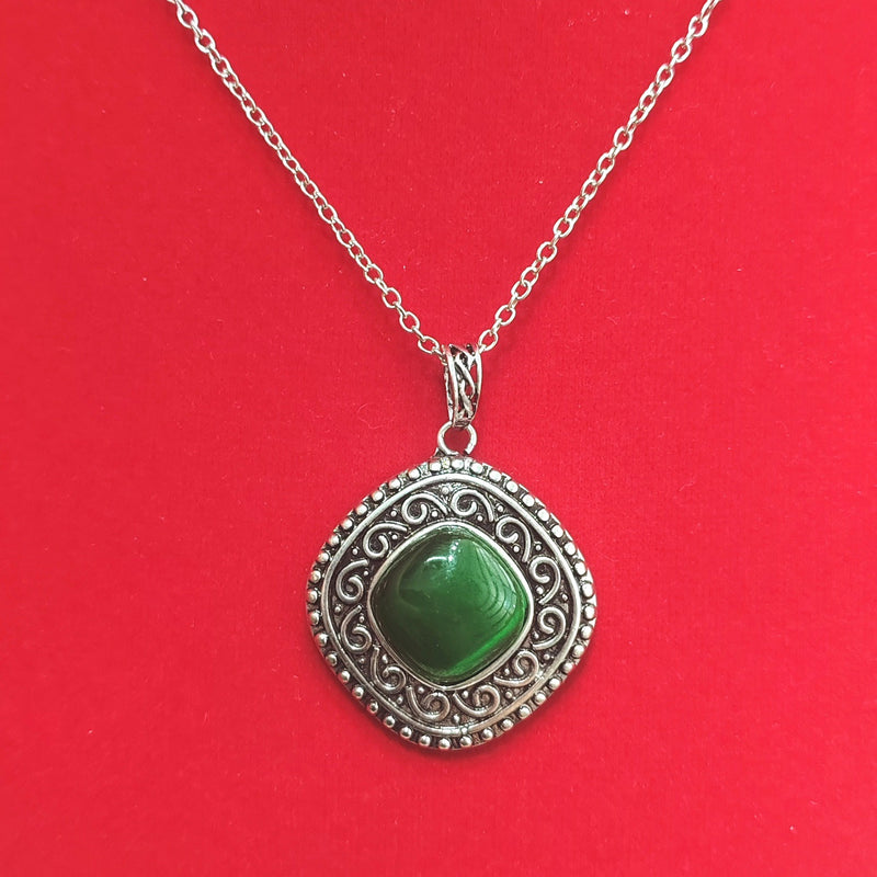 Charming Necklace for Any Occasion