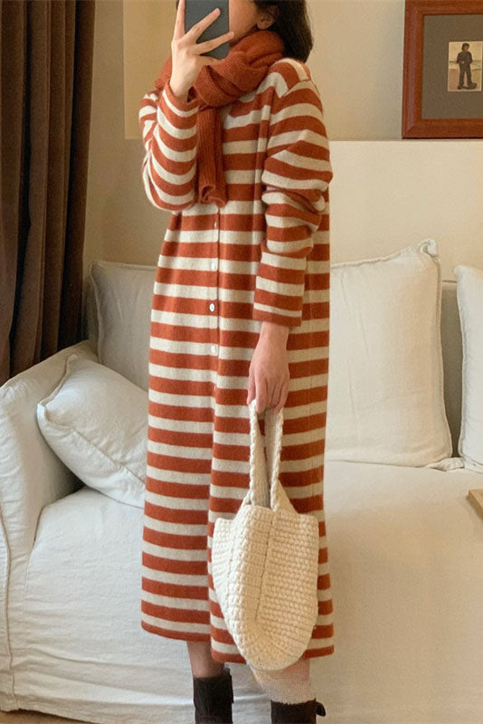 Classic Vintage Cardigan with a Flattering Fit