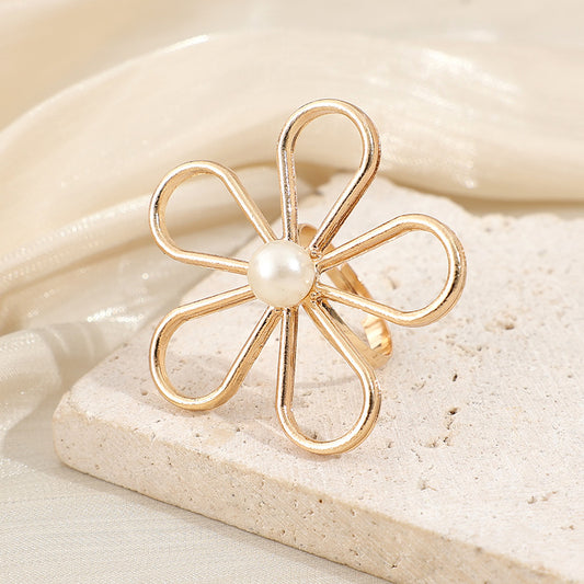 Charming Pearl Ring for Any Occasion