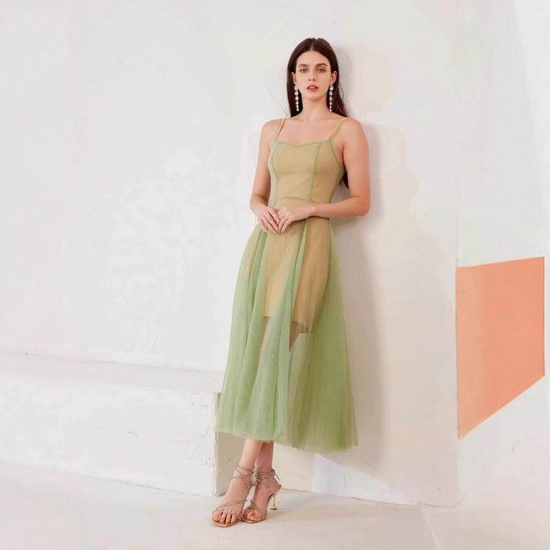 Sophisticated Dress with a Clean Classic Look